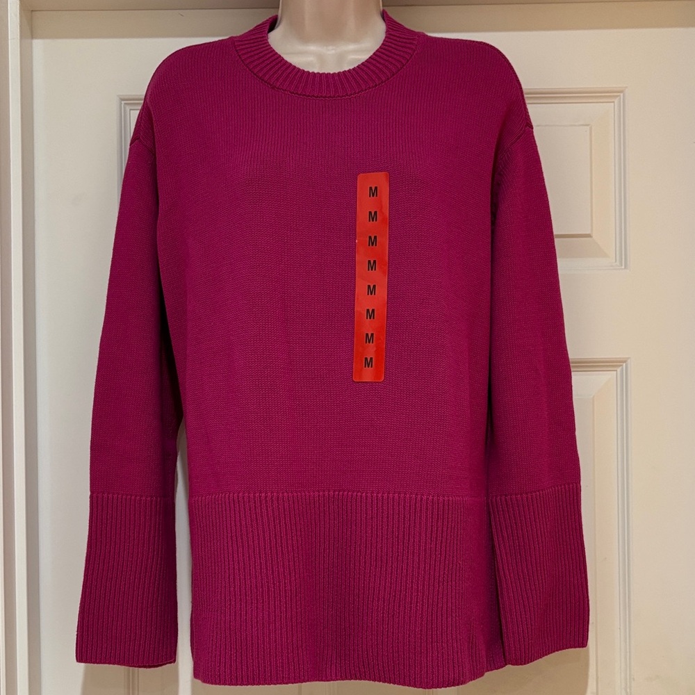 NWT GAP Women's Fuchsia Crew Neck Sweater Size M